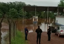 Corpus Christi: crece el nivel del río Paraná y continúa cerrado el cruce internacional Puerto Maní